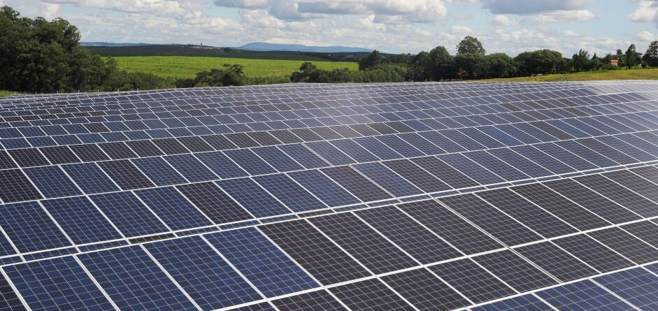 Energia solar bate recorde de instalação no Brasil, diz associação