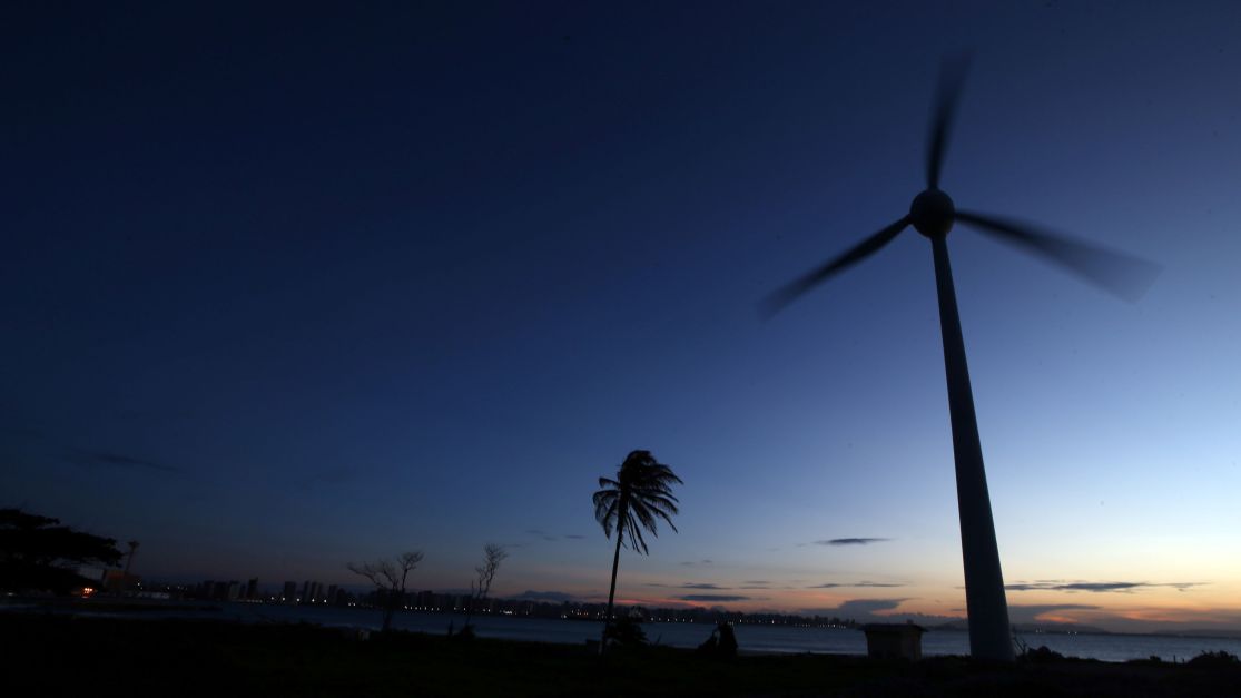 Capacidade energética do Brasil cresce 8 GW impulsionada por renováveis, diz Aneel